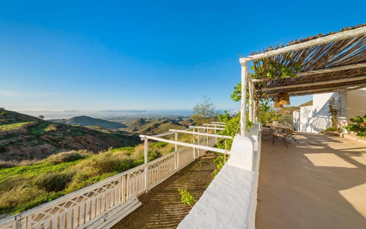 Cortijo El Albaricoque De La Sierra - Finca De 75 Hectareas ! Nijar Luaran gambar